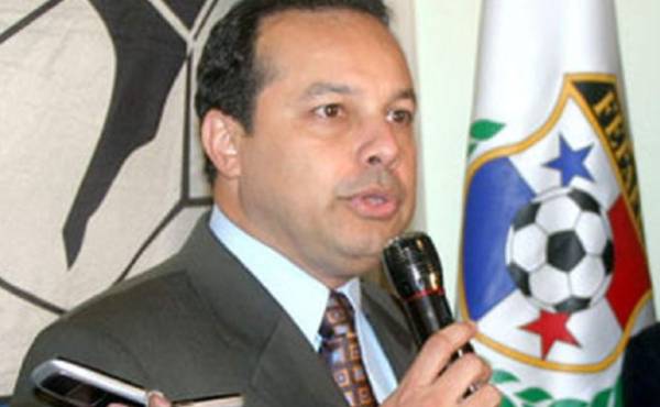 Ariel Alvarado fue presidente de la Fepafut entre 2000 y 2011, y fue parte del Comité Ejecutivo de la Concacaf. (Foto: Metro).