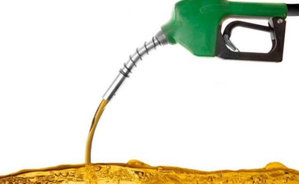 Sube el petróleo y el precio de la gasolina se dispara