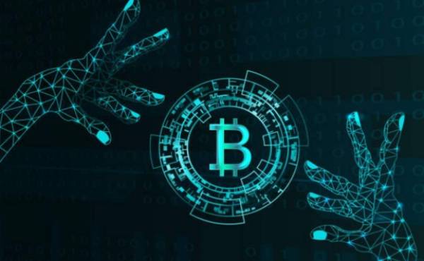 Piratas cibernéticos roban US$70 millones en bitcoins