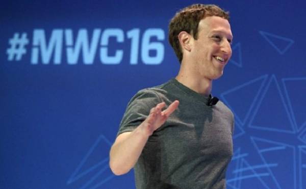 'Creemos en la encriptación, creemos que es una herramienta importante y no es correcto quitarla de los productos de consumo masivo que vamos a utilizar', señaló el fundador de Facebook. (Foto: AFP).