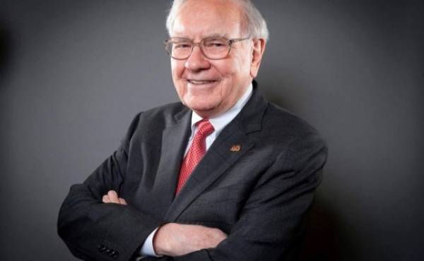 Por qué Warren Buffett es un modelo para otros multimillonarios