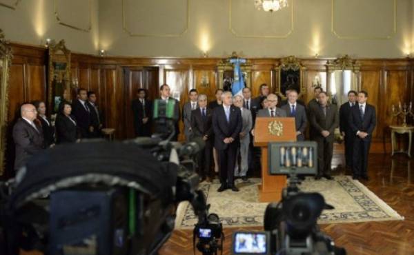 A ocho meses de dejar el poder, Otto Pérez propone una 'reforma de Estado' para controlar la corrupción. (Foto: AFP)