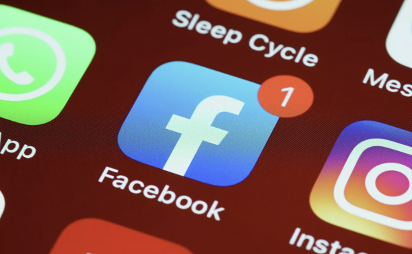 Rusia prohíbe Facebook e Instagram por ‘extremismo‘