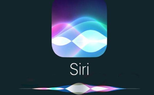 Apple planea modificar el comando ‘Oye, Siri’ para que el asistente responda solo por su nombre