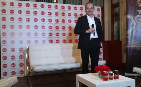 El VP Global de Mercadeo de The Coca Cola Company, Marcos de Quinto, apuntó que la estrategia de la compañía está orientada al resultado global, sin importar cual venda más que otra.