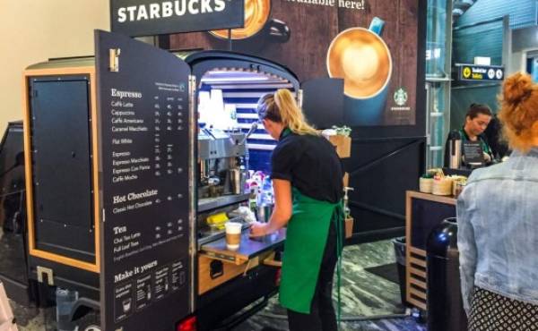 Starbucks aumentará salarios de los baristas en un 10% en EE.UU.