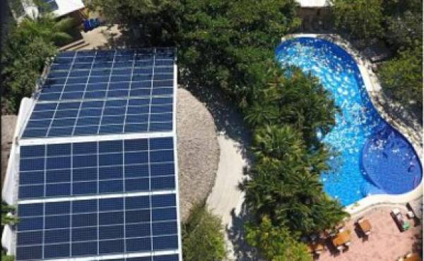 Cala Luna Boutique Hotel y Villas instalará 1.400 paneles solares para generar energía renovable en Costa Rica