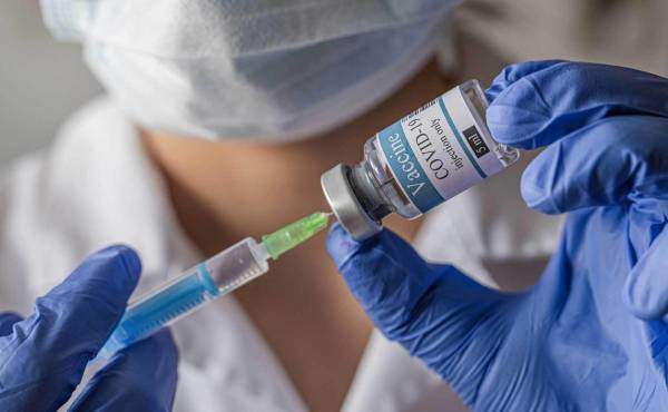 Agencia sanitaria de EEUU recomienda vacunas de refuerzo contra ómicron