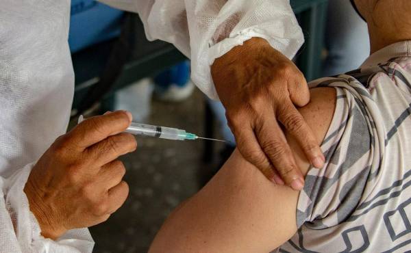 Guatemala: El 42% de la población no cuenta con ninguna dosis contra Covid-19