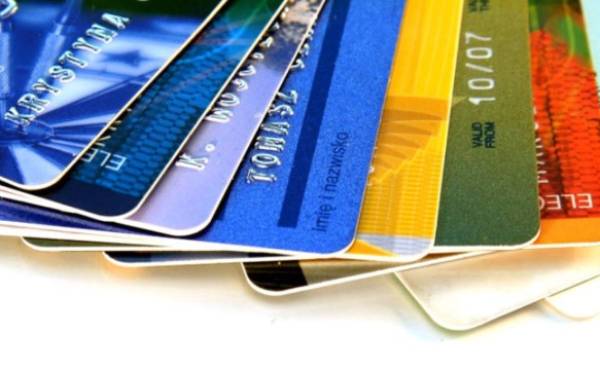 ¿Necesitas una tarjeta crédito? Esto debes evaluar