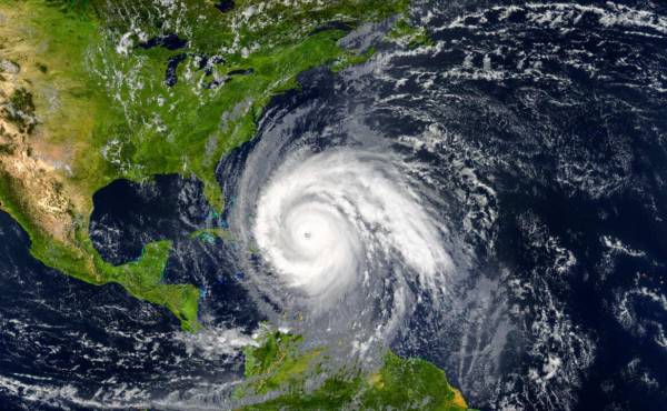 NOOA pronostica hasta 8 huracanes en el Atlántico y pide no bajar la guardia