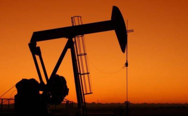 El petróleo WTI cae por debajo de los US$100 ante preocupaciones sobre la demanda