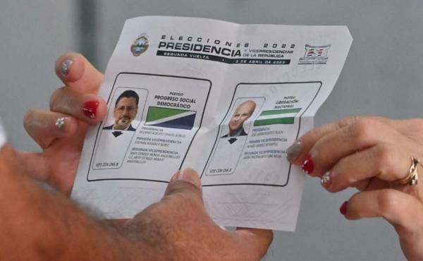 Con la previsión de un abstencionismo récord cierran los centros de votación en Costa Rica