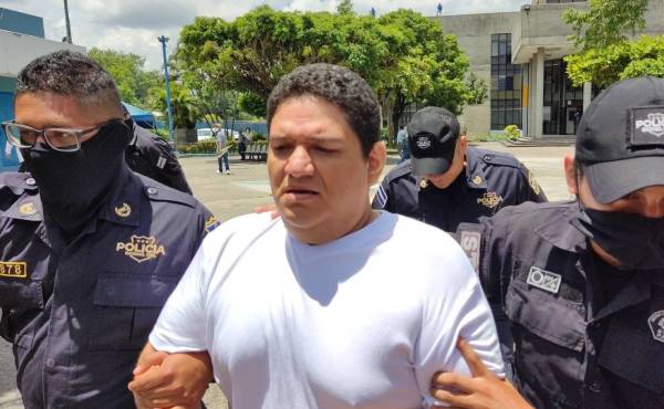 El Salvador: procesan a tuitero por desacato contra Nayib Bukele