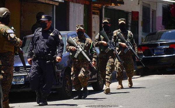 El Salvador eleva a 56.000 los pandilleros detenidos durante el estado de excepción