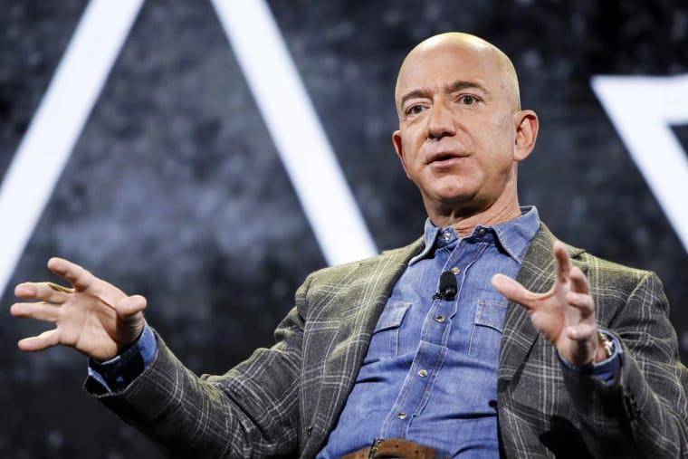 Los tres productos que Jeff Bezos sugiere NO comprar en ‘Black Friday’